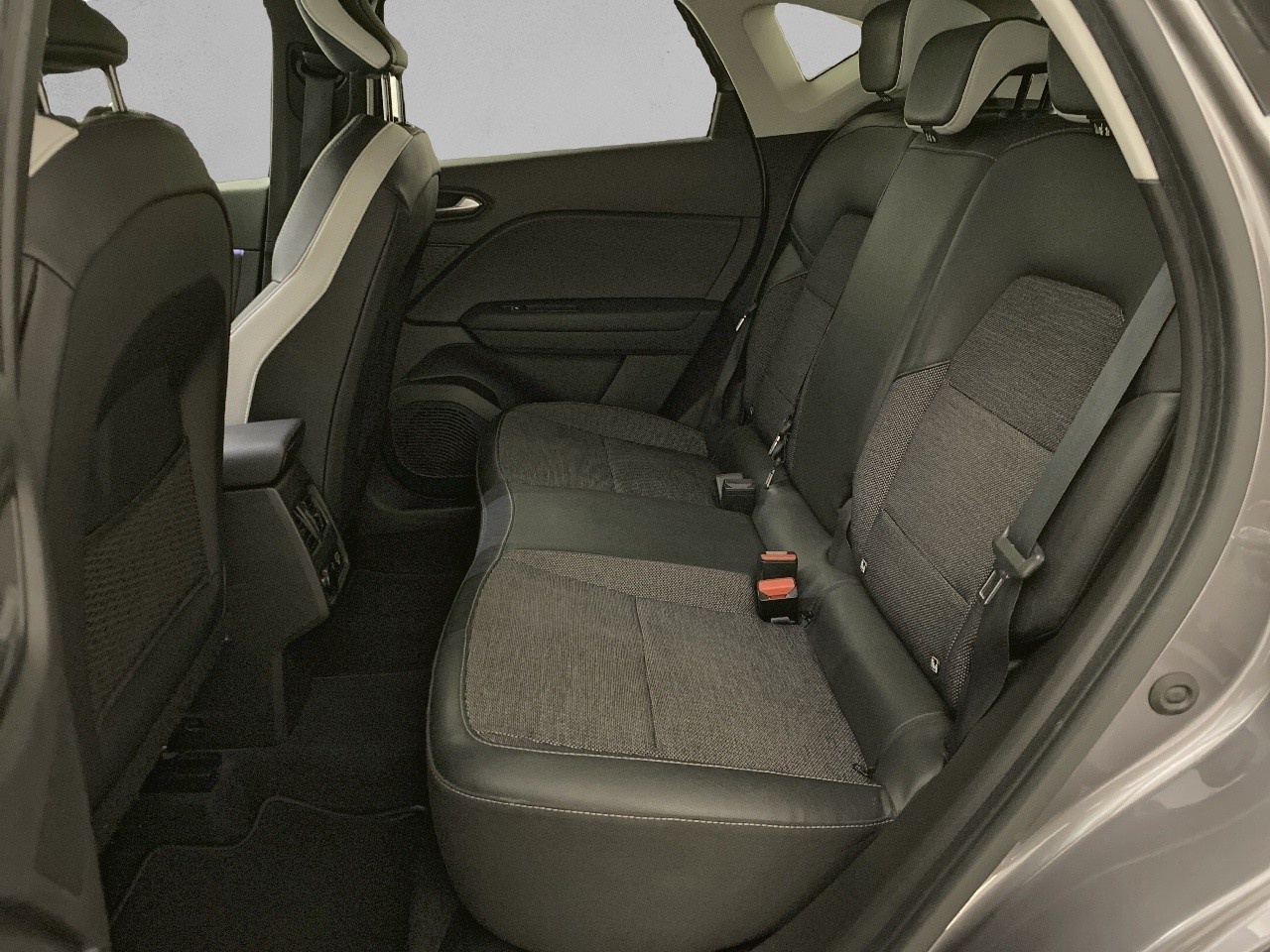 Renault Captur Zen E-TECH Híbrido enchufable 118 kW (160 CV) - 9