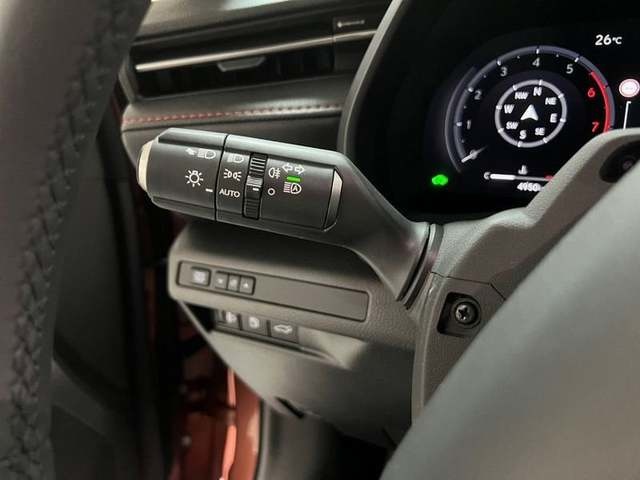 Lexus LBX 1.5 HEV Emotion+ 100 kW (136 CV) Vehículo usado en Madrid - 18