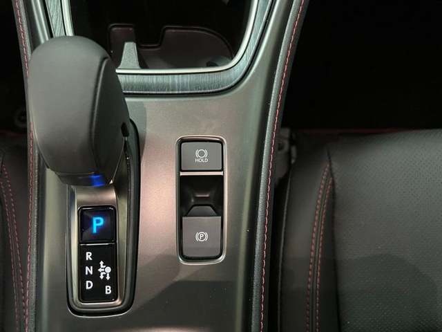 Lexus LBX 1.5 HEV Emotion+ 100 kW (136 CV) Vehículo usado en Madrid - 24