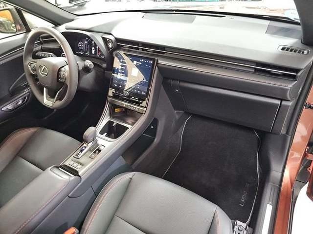 Lexus LBX 1.5 HEV Elegant Plus Black 100 kW (136 CV) Vehículo usado en Madrid - 9