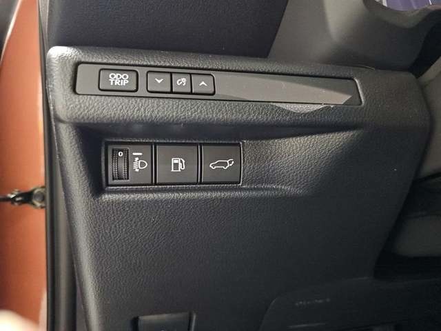 Lexus LBX 1.5 HEV Elegant Plus Black 100 kW (136 CV) Vehículo usado en Madrid - 25