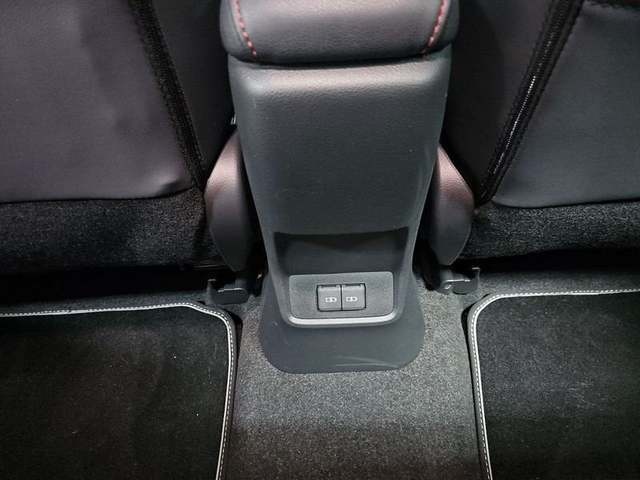 Lexus LBX 1.5 HEV Elegant Plus Black 100 kW (136 CV) Vehículo usado en Madrid - 32