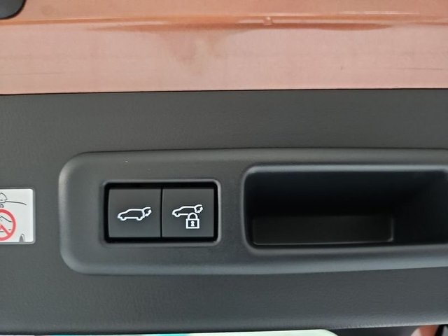 Lexus LBX 1.5 HEV Elegant Plus Black 100 kW (136 CV) Vehículo usado en Madrid - 38