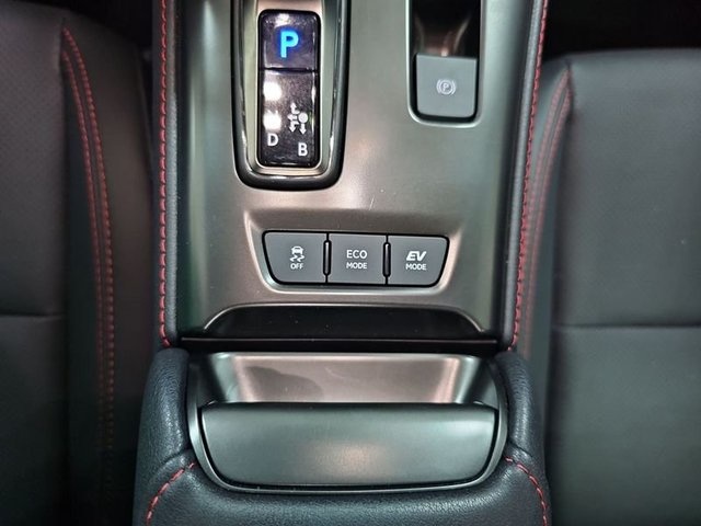 Lexus LBX 1.5 HEV Elegant Plus Black 100 kW (136 CV) Vehículo usado en Madrid - 21 Lexus LBX 1.5 HEV Elegant Plus Black 100 kW (136 CV) Vehículo usado en Madrid - 21