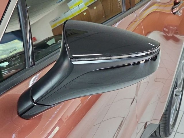 Lexus LBX 1.5 HEV Elegant Plus Black 100 kW (136 CV) Vehículo usado en Madrid - 28 Lexus LBX 1.5 HEV Elegant Plus Black 100 kW (136 CV) Vehículo usado en Madrid - 28