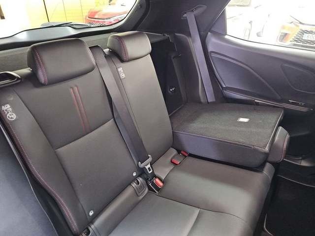 Lexus LBX 1.5 HEV Elegant Plus Black 100 kW (136 CV) Vehículo usado en Madrid - 12 Lexus LBX 1.5 HEV Elegant Plus Black 100 kW (136 CV) Vehículo usado en Madrid - 12