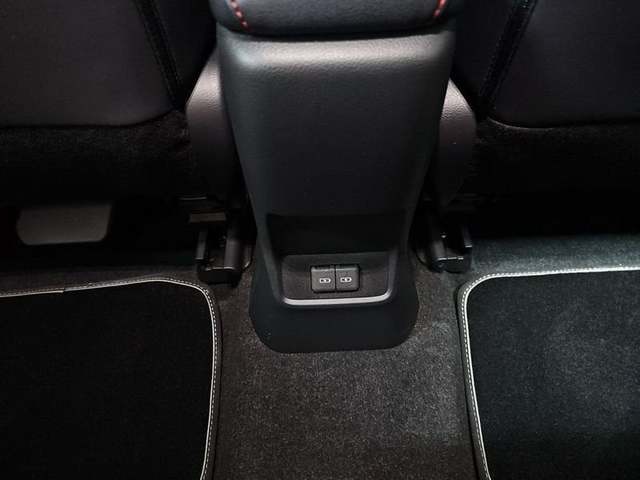 Lexus LBX 1.5 HEV Elegant Plus Black 100 kW (136 CV) Vehículo usado en Madrid - 32