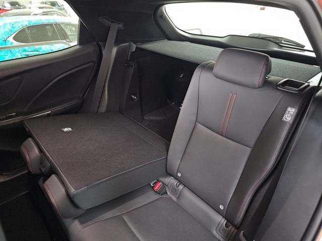 Lexus LBX 1.5 HEV Elegant Plus Black 100 kW (136 CV) Vehículo usado en Madrid - 12 Lexus LBX 1.5 HEV Elegant Plus Black 100 kW (136 CV) Vehículo usado en Madrid - 12