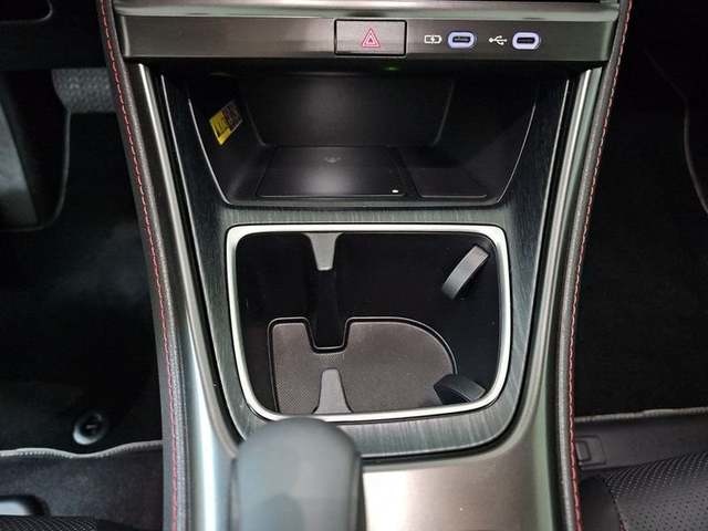 Lexus LBX 1.5 HEV Elegant Plus Black 100 kW (136 CV) Vehículo usado en Madrid - 30 Lexus LBX 1.5 HEV Elegant Plus Black 100 kW (136 CV) Vehículo usado en Madrid - 30