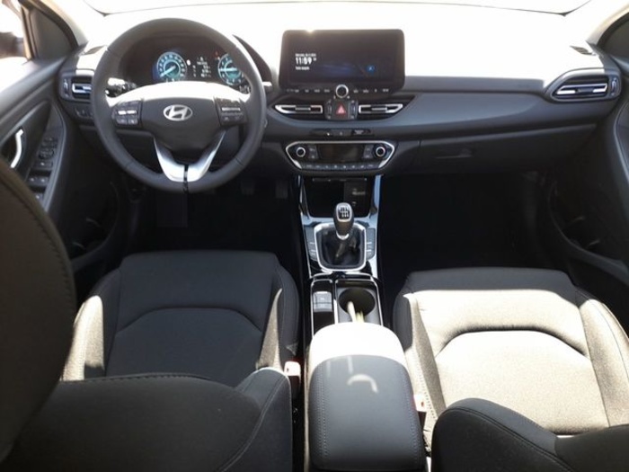 Hyundai i30 1.0 T-GDi 48V Smart 74 kW (100 CV) Vehículo usado en Las Palmas - 4 Hyundai i30 1.0 T-GDi 48V Smart 74 kW (100 CV) Vehículo usado en Las Palmas - 4