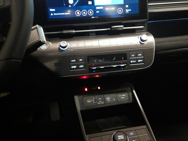 Hyundai Kona BEV 48kWh Smart 115 kW (156 CV) Vehículo usado en Las Palmas - 9