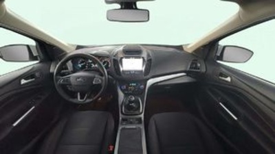 Ford Kuga 1.5 EcoBoost Trend 4x2 88 kW (120 CV) Ford Kuga 1.5 EcoBoost Trend 4x2 88 kW (120 CV)