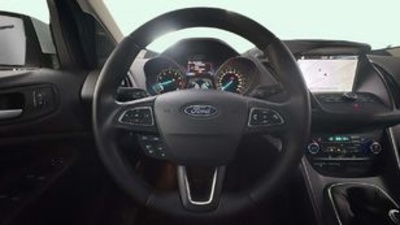 Ford Kuga 1.5 EcoBoost Trend 4x2 88 kW (120 CV) Ford Kuga 1.5 EcoBoost Trend 4x2 88 kW (120 CV)
