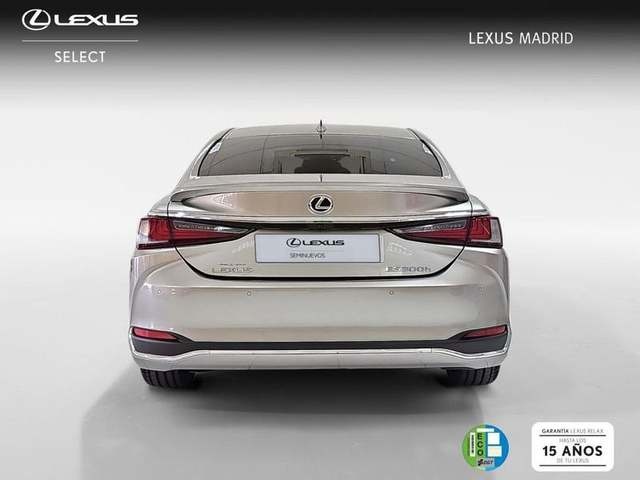 Lexus ES 300h Business 160 kW (218 CV) Vehículo usado en Madrid - 4