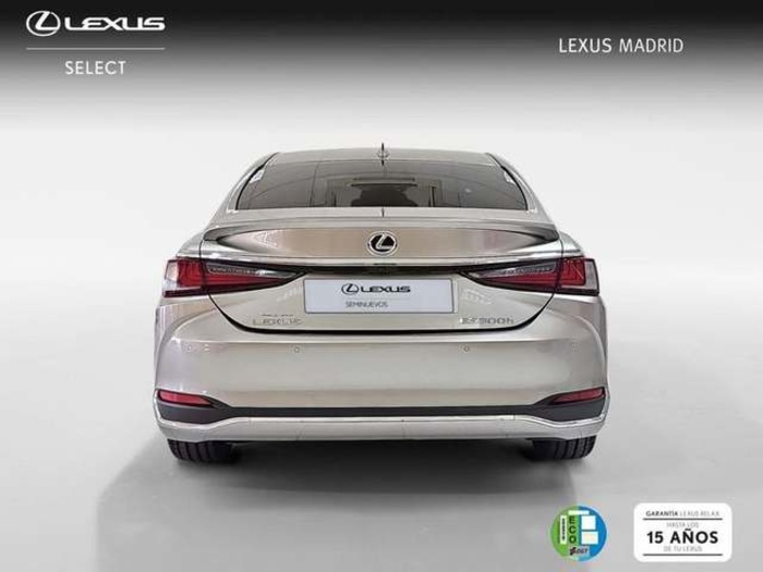 Lexus ES 300h Business 160 kW (218 CV) Vehículo usado en Madrid - 4 Lexus ES 300h Business 160 kW (218 CV) Vehículo usado en Madrid - 4