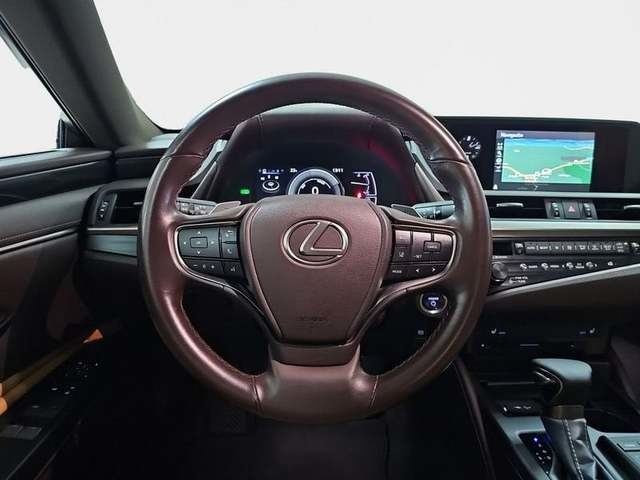 Lexus ES 300h Business 160 kW (218 CV) Vehículo usado en Madrid - 8