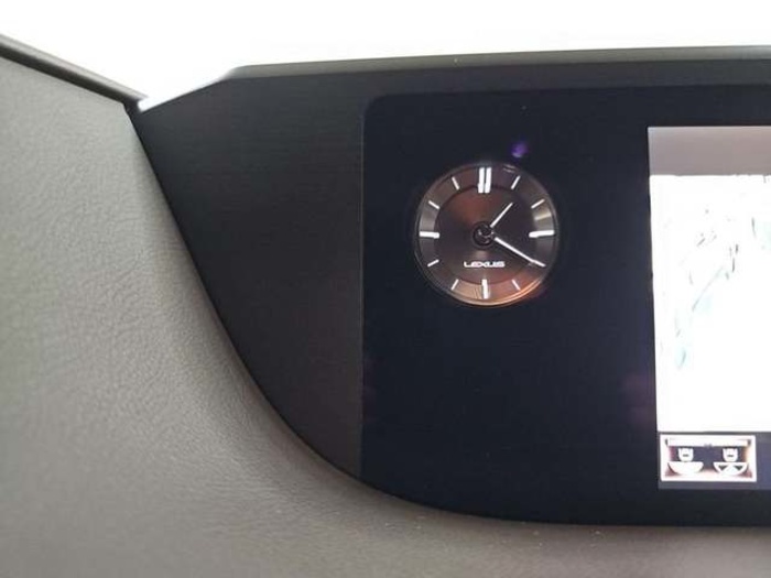 Lexus ES 300h Business 160 kW (218 CV) Vehículo usado en Madrid - 13 Lexus ES 300h Business 160 kW (218 CV) Vehículo usado en Madrid - 13