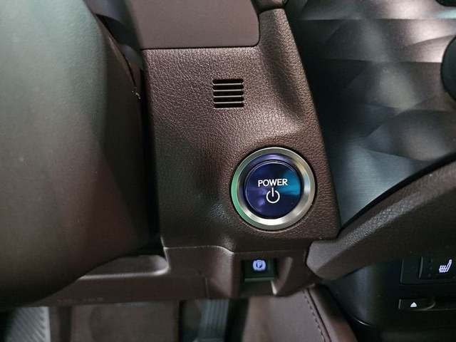 Lexus ES 300h Business 160 kW (218 CV) Vehículo usado en Madrid - 22