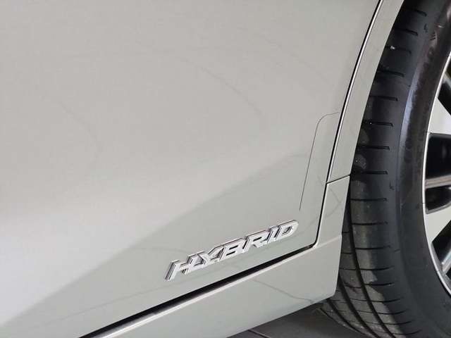 Lexus ES 300h Business 160 kW (218 CV) Vehículo usado en Madrid - 37