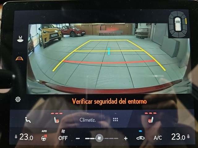 Lexus LBX 1.5 HEV Relax+ 100 kW (136 CV) Vehículo usado en Madrid - 24