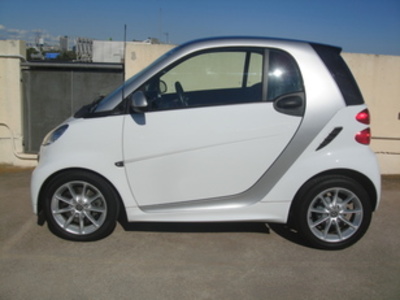 Smart ForTwo Coupe Passion 52 kW (71 CV) Smart ForTwo Coupe Passion 52 kW (71 CV)