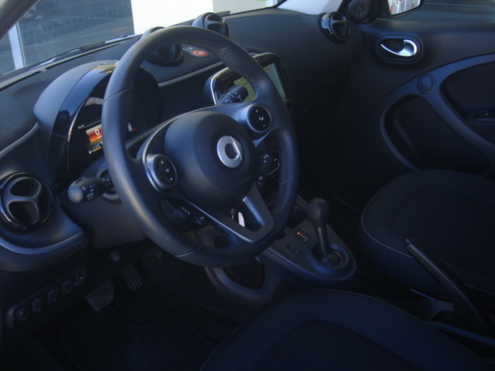 SmartForFour 0.9 S&S Passion 66 kW (90 CV) Vehículo usado en Barcelona - 14 SmartForFour 0.9 S&S Passion 66 kW (90 CV) Vehículo usado en Barcelona - 14