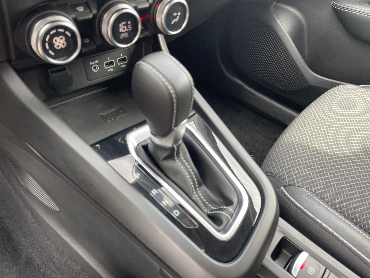 Renault Arkana Zen TCe 103 kW (140 CV) EDC Microhíbrido - 7