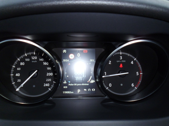 Land RoverDiscovery Sport 2.0L TD4 HSE Luxury 4x4 110 kW (150 CV) Vehículo usado en Barcelona - 10