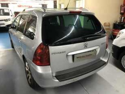 Peugeot 307 SW 1.6 HDI Pack+ 66 kW (90 CV) Peugeot 307 SW 1.6 HDI Pack+ 66 kW (90 CV)