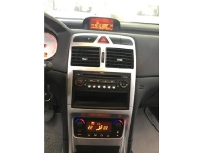 Peugeot 307 SW 1.6 HDI Pack+ 66 kW (90 CV) Peugeot 307 SW 1.6 HDI Pack+ 66 kW (90 CV)