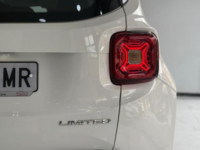 JeepRenegade 1.0G Limited 4x2 88 kW (120 CV) Vehículo usado en Barcelona - 8 JeepRenegade 1.0G Limited 4x2 88 kW (120 CV) Vehículo usado en Barcelona - 8