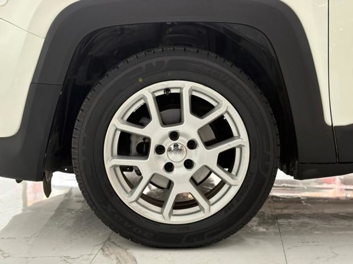 JeepRenegade 1.0G Limited 4x2 88 kW (120 CV) Vehículo usado en Barcelona - 11 JeepRenegade 1.0G Limited 4x2 88 kW (120 CV) Vehículo usado en Barcelona - 11