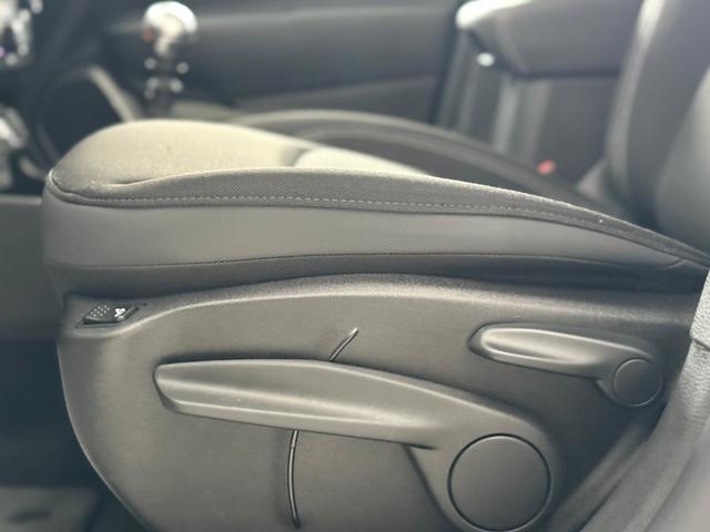 JeepRenegade 1.0G Limited 4x2 88 kW (120 CV) Vehículo usado en Barcelona - 17