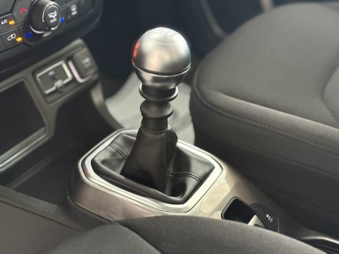 JeepRenegade 1.0G Limited 4x2 88 kW (120 CV) Vehículo usado en Barcelona - 22 JeepRenegade 1.0G Limited 4x2 88 kW (120 CV) Vehículo usado en Barcelona - 22