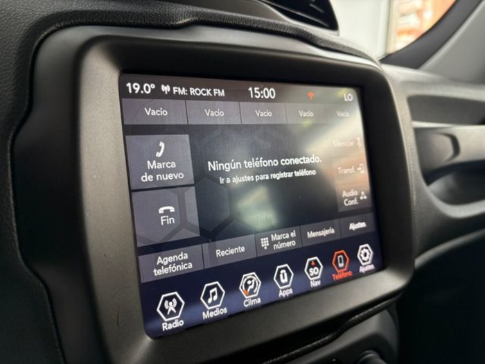 JeepRenegade 1.0G Limited 4x2 88 kW (120 CV) Vehículo usado en Barcelona - 28 JeepRenegade 1.0G Limited 4x2 88 kW (120 CV) Vehículo usado en Barcelona - 28