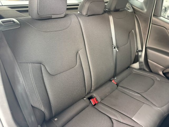 JeepRenegade 1.0G Limited 4x2 88 kW (120 CV) Vehículo usado en Barcelona - 37 JeepRenegade 1.0G Limited 4x2 88 kW (120 CV) Vehículo usado en Barcelona - 37