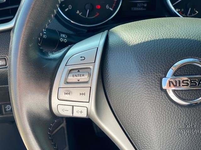 NissanQashqai dCi 130 Tekna Piel 4X4-i 96 kW (130 CV) Vehículo usado en Barcelona - 19