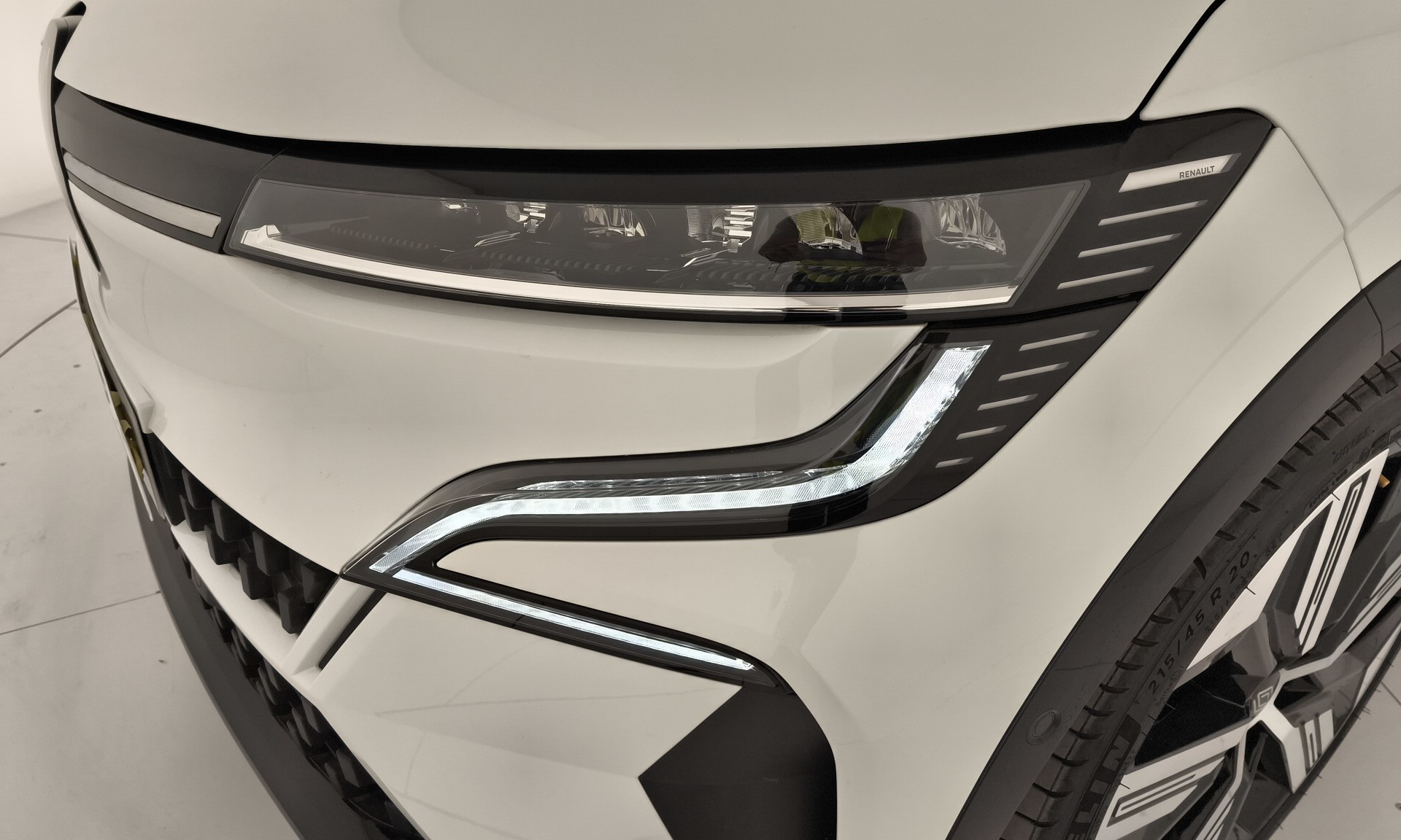 Renault Megane E-Tech Iconic EV60 optimum charge 160 kW (218 CV) - 7