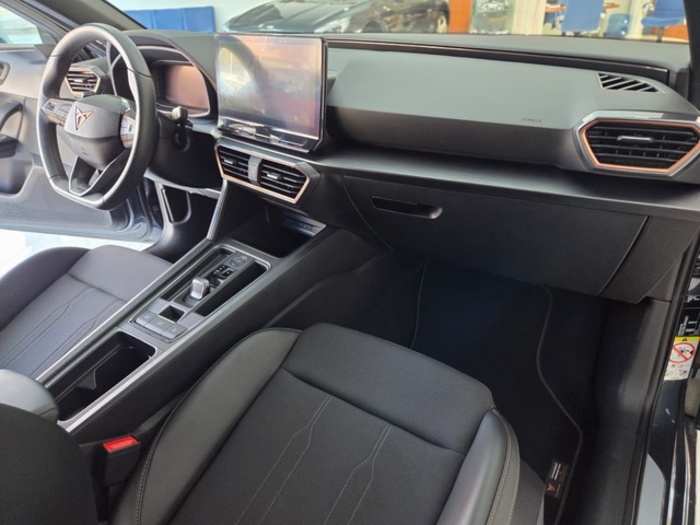 CUPRALeón 1.5 eTSI DSG 110 kW (150 CV) Vehículo usado en Barcelona - 34 CUPRALeón 1.5 eTSI DSG 110 kW (150 CV) Vehículo usado en Barcelona - 34