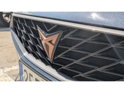CUPRA León 1.5 eTSI DSG 110 kW (150 CV) CUPRA León 1.5 eTSI DSG 110 kW (150 CV)