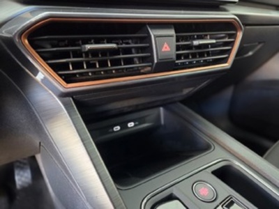 CUPRA León 1.5 eTSI DSG 110 kW (150 CV) CUPRA León 1.5 eTSI DSG 110 kW (150 CV)