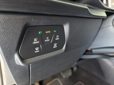 CUPRA León 1.5 eTSI DSG 110 kW (150 CV) CUPRA León 1.5 eTSI DSG 110 kW (150 CV)