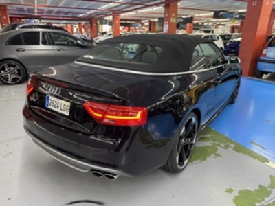 Audi S5 Cabrio 3.0 TFSI quattro 245 kW (333 CV) S tronic Audi S5 Cabrio 3.0 TFSI quattro 245 kW (333 CV) S tronic