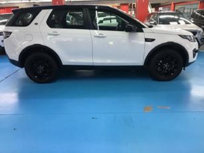 Land Rover Discovery Sport 2.0L TD4 HSE 4x4 110 kW (150 CV) Land Rover Discovery Sport 2.0L TD4 HSE 4x4 110 kW (150 CV)