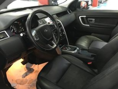 Land Rover Discovery Sport 2.0L TD4 HSE 4x4 110 kW (150 CV) Land Rover Discovery Sport 2.0L TD4 HSE 4x4 110 kW (150 CV)