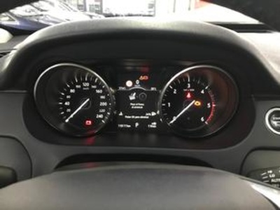Land Rover Discovery Sport 2.0L TD4 HSE 4x4 110 kW (150 CV) Land Rover Discovery Sport 2.0L TD4 HSE 4x4 110 kW (150 CV)