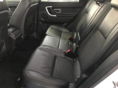 Land Rover Discovery Sport 2.0L TD4 HSE 4x4 110 kW (150 CV) Land Rover Discovery Sport 2.0L TD4 HSE 4x4 110 kW (150 CV)