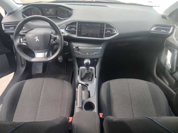 Peugeot308 PureTech 110 S&S Active 81 kW (110 CV) Vehículo usado en Barcelona - 6 Peugeot308 PureTech 110 S&S Active 81 kW (110 CV) Vehículo usado en Barcelona - 6