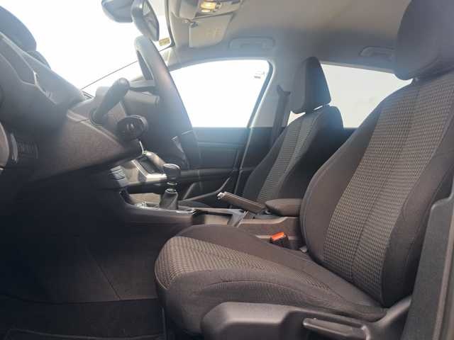 Peugeot308 PureTech 110 S&S Active 81 kW (110 CV) Vehículo usado en Barcelona - 7