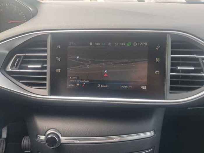 Peugeot308 PureTech 110 S&S Active 81 kW (110 CV) Vehículo usado en Barcelona - 9 Peugeot308 PureTech 110 S&S Active 81 kW (110 CV) Vehículo usado en Barcelona - 9